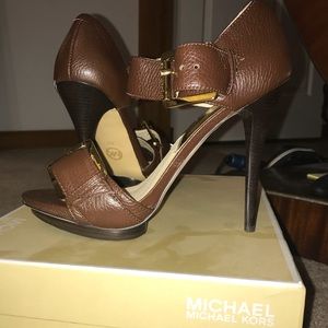NEW Michael Kors Faith Sandal